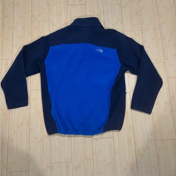 The North Face Fleece Jacket. Mens Size XL - Picture 4 of 4
